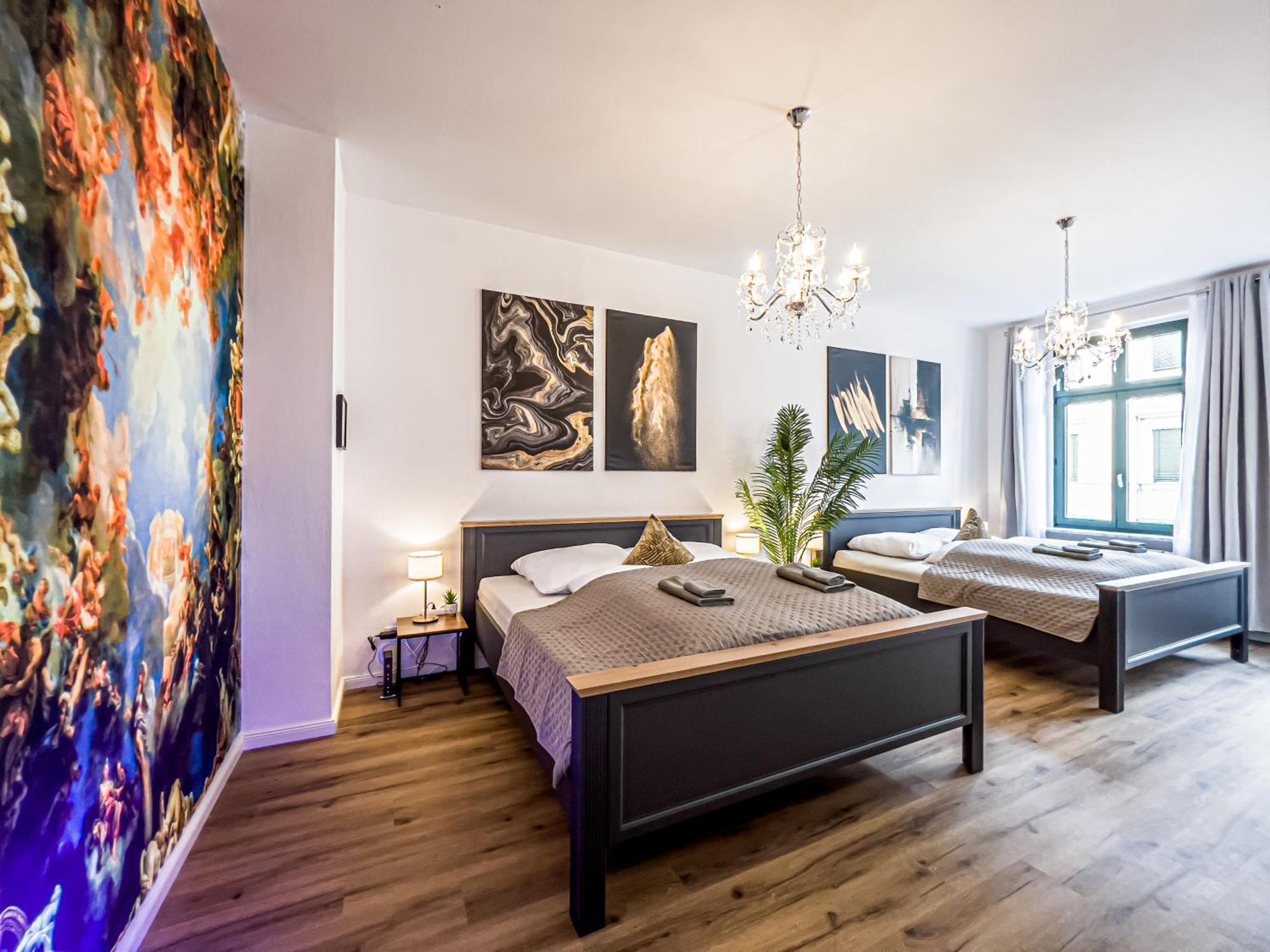 Grosse 3 Schlafzimmer Mit Kueche, Bad, Waschmaschine & Balkon Am Zoo *
